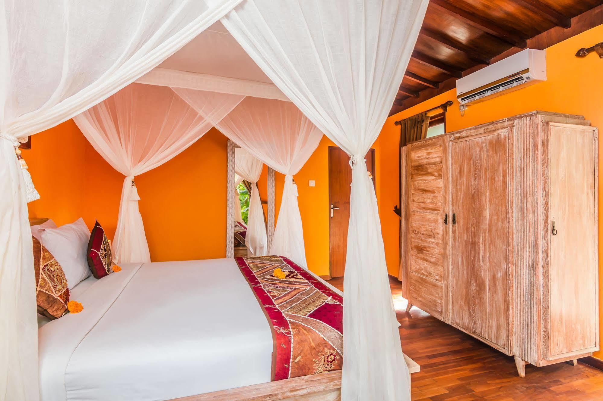 Villa Bisi Seminyak Esterno foto